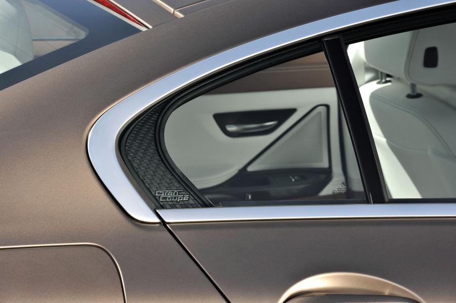  BMW 6-Series Coupe 2012 года  (фото 174 из 207)